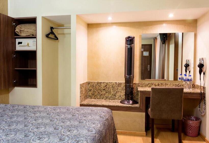 스탠다드 룸, Castropol