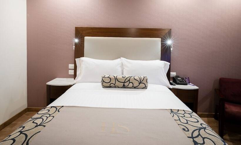 Номер Deluxe, Hs Hotsson Hotel Queretaro