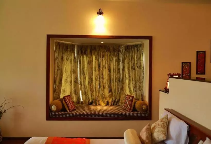 スイート, Sitaram Mountain Retreat