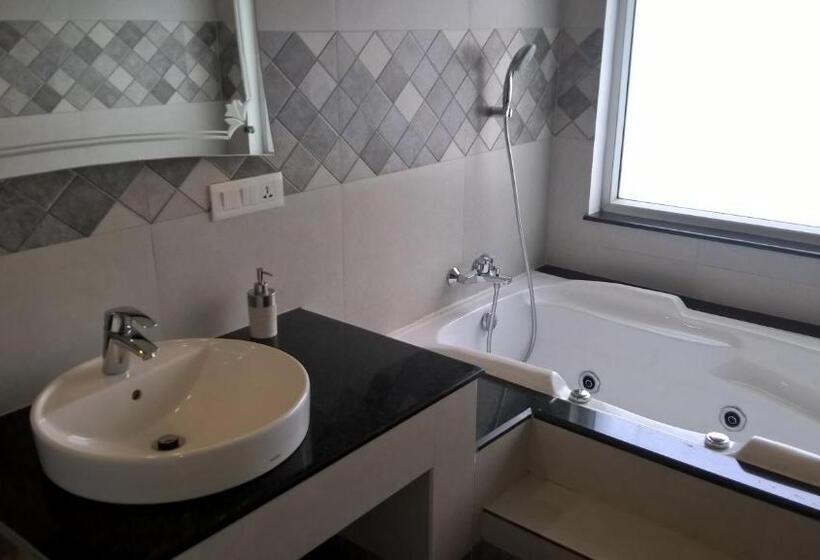 Suite, Sitaram Mountain Retreat