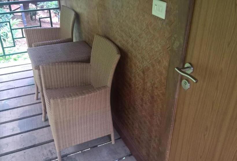 Studio Standard, Sitaram Mountain Retreat