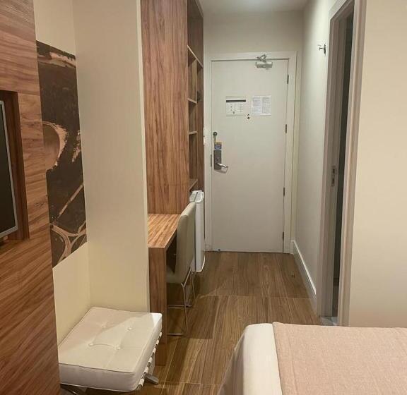 חדר סופריור, Linhares Design