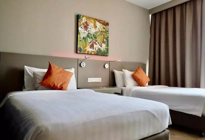 Superior-huone, Qliq Damansara