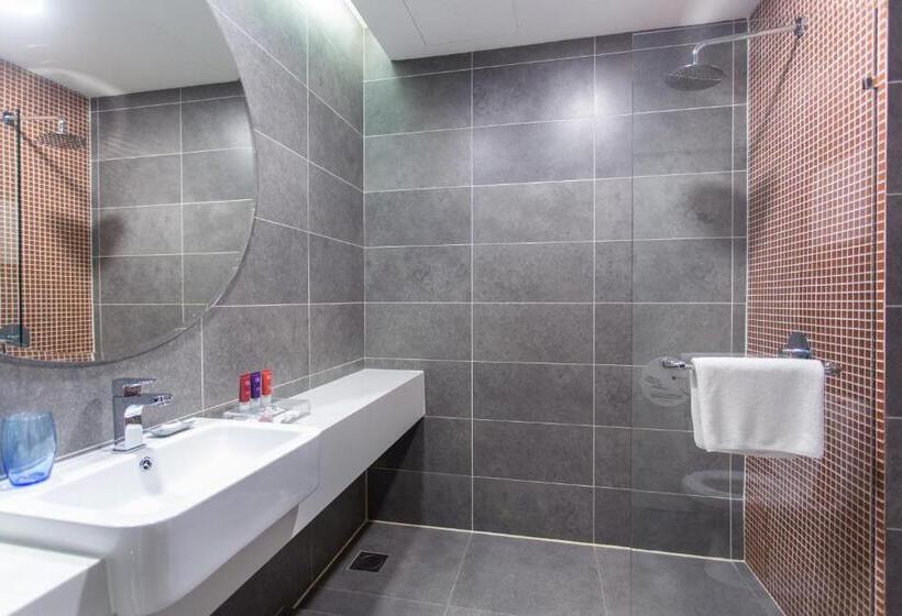 חדר סופריור לשלושה, Qliq Damansara