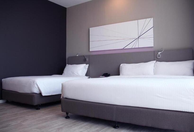 חדר סופריור לשלושה, Qliq Damansara