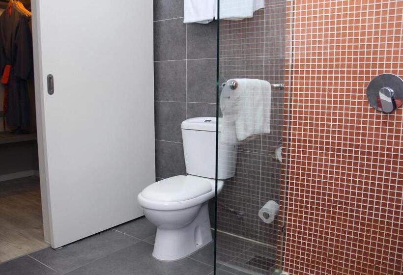 Номер Deluxe Кровать Кинг, Qliq Damansara