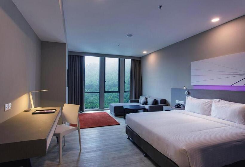 Номер Deluxe Кровать Кинг, Qliq Damansara