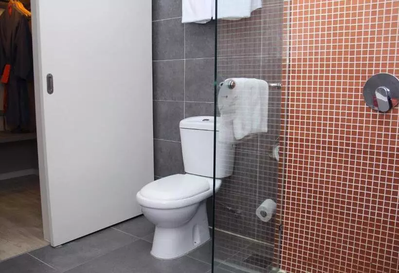 Deluxe-huone, Qliq Damansara