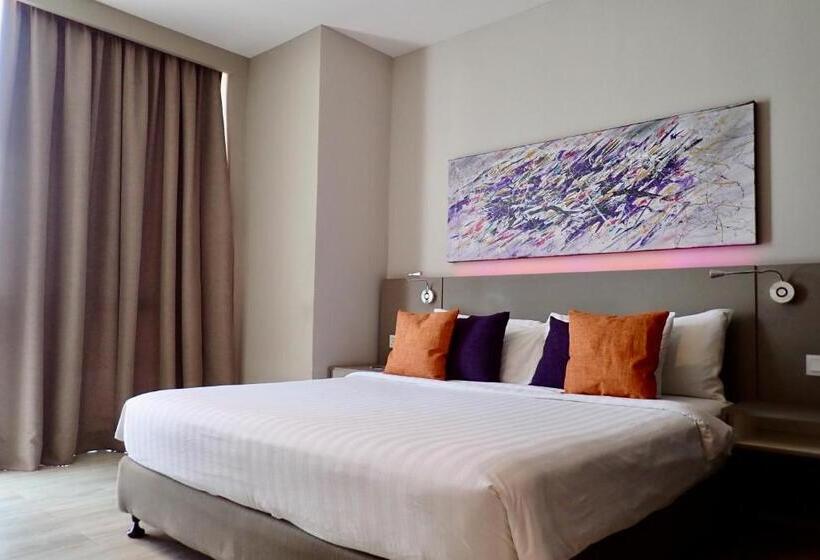 חדר סופריור עם מיטת קינג, Qliq Damansara