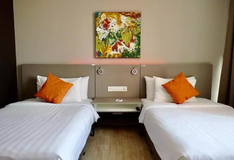 Superior-huone, Qliq Damansara