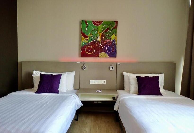 חדר סופריור, Qliq Damansara