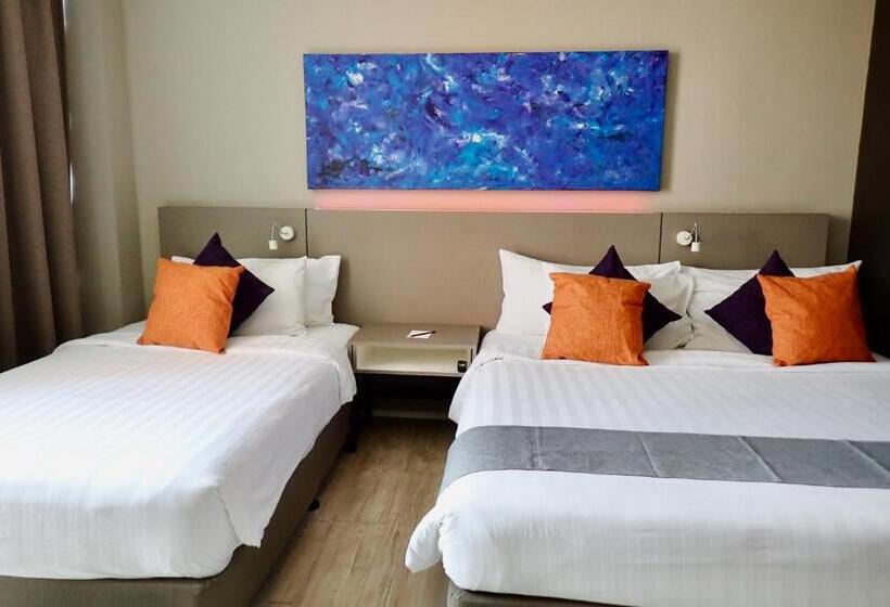 חדר סופריור לשלושה, Qliq Damansara