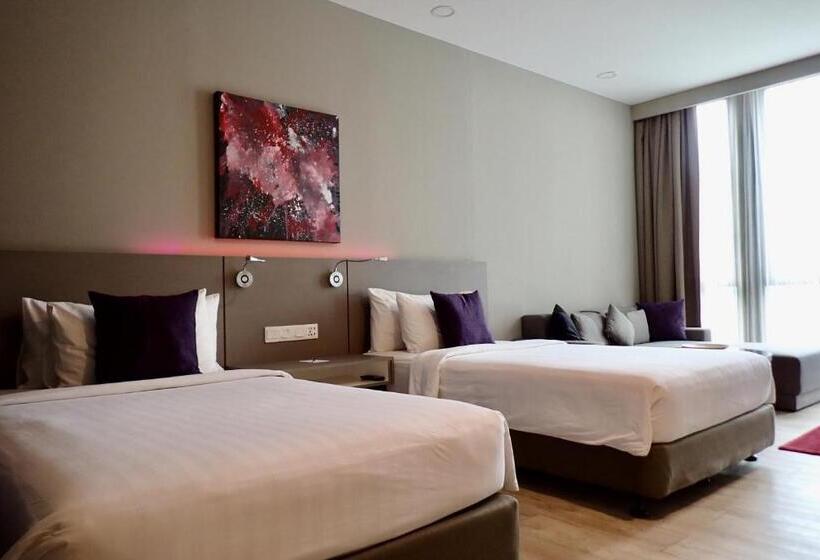 Номер Deluxe, Qliq Damansara