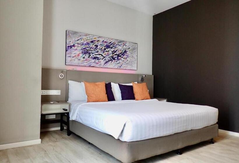 חדר סופריור עם מיטת קינג, Qliq Damansara