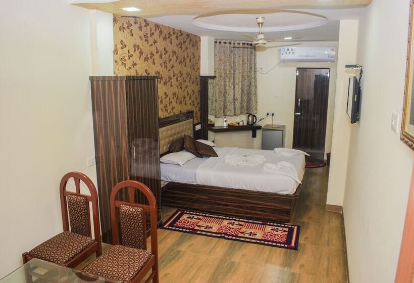 デラックススイート, Rex Plaza