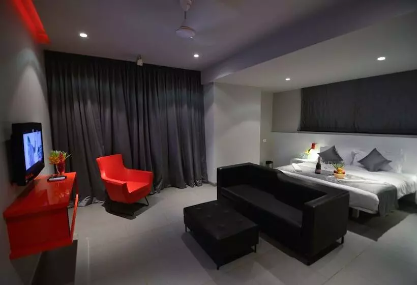 Suite, Sinq Party