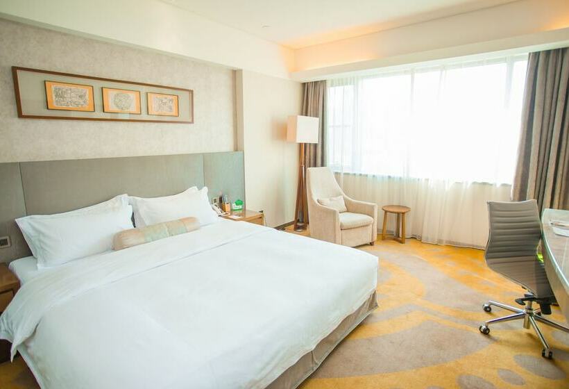 Deluxe Rum, Wuhan Gleetour