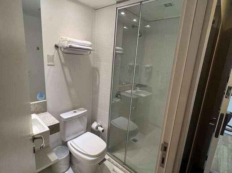 חדר סופריור, Linhares Design