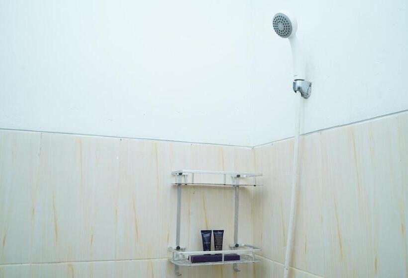 Standard Room, Singgahsini Jemursari