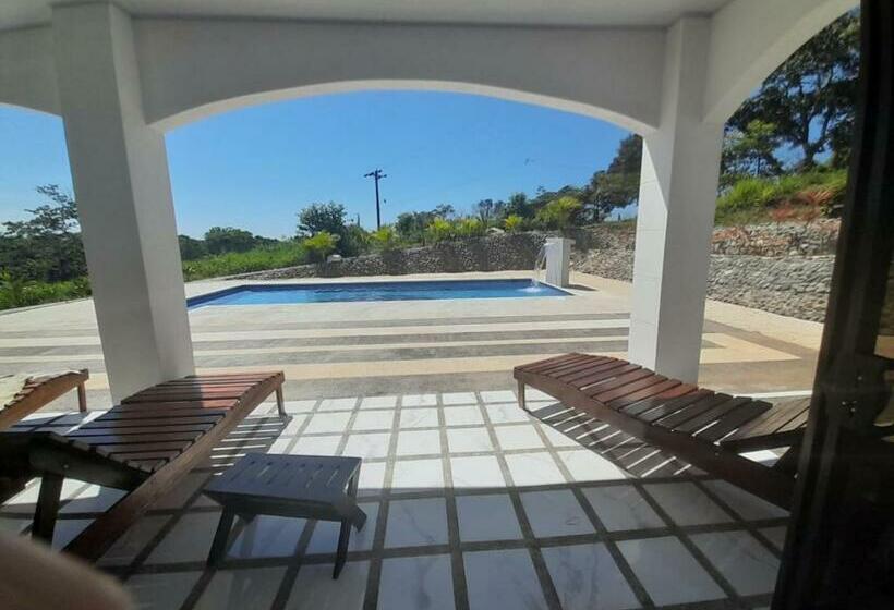 غرفة قياسية رباعية, Casa Dolcecr