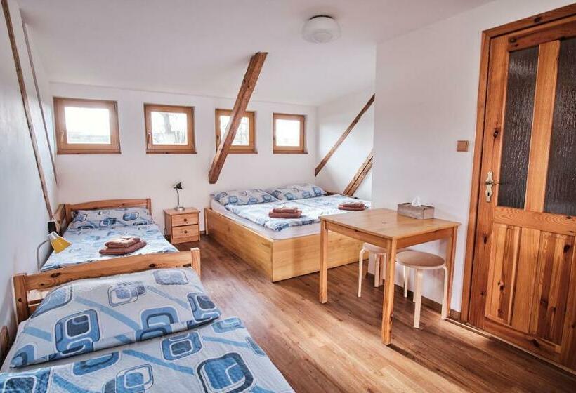 4인용 스탠다드 룸, Strnadovský Mlýn