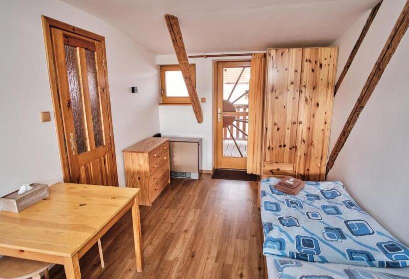 4인용 스탠다드 룸, Strnadovský Mlýn