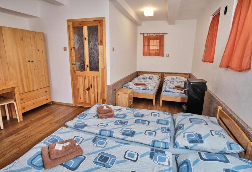 패밀리 스위트, Strnadovský Mlýn