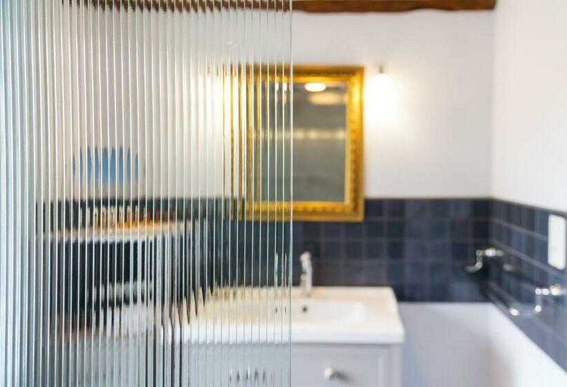 غرفة ديلوكس سرير كينج, Maison Alfred Et Agatha