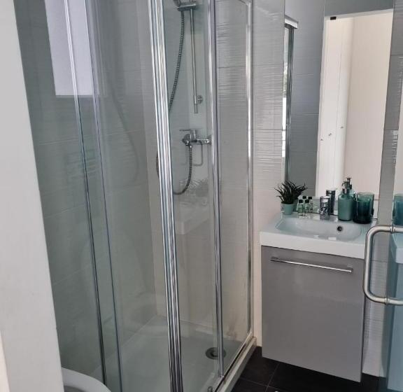 スタンダードルーム, Mikaela Guest House 2