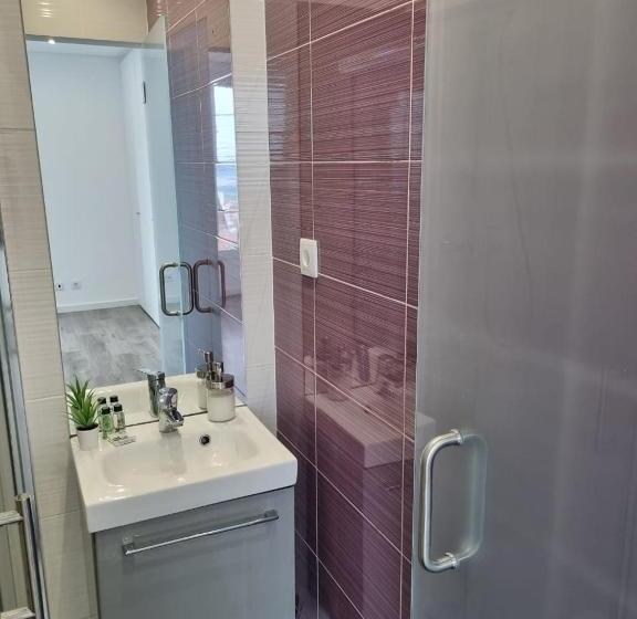 スタンダードルーム, Mikaela Guest House 2