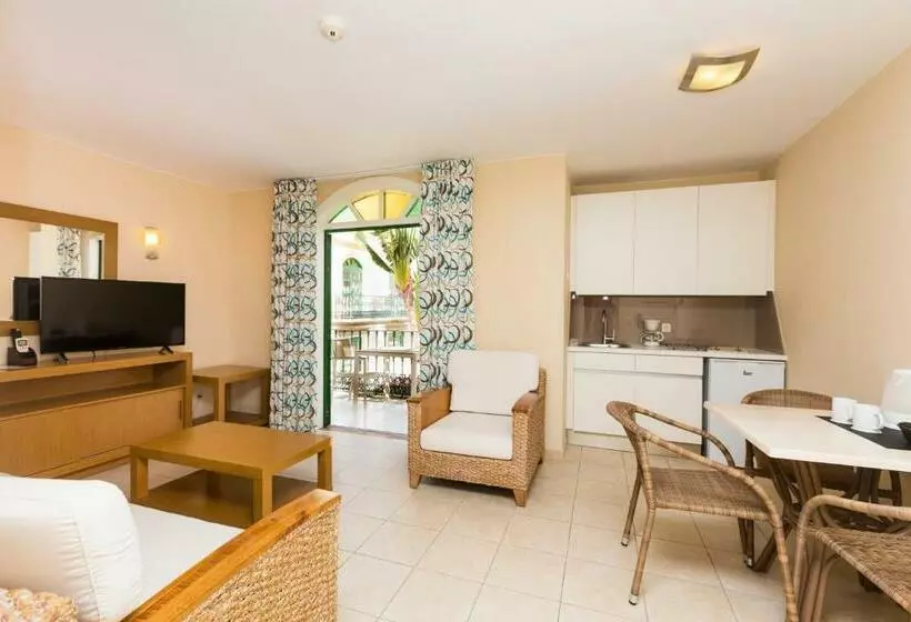バルコニー付２ベッドルームアパートメント, Apartamentos LIVVO Puerto de Mogán