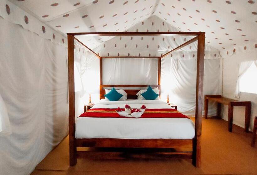 Standard Tent, Bijolai Palace   A Inde Hotel , Jodhpur