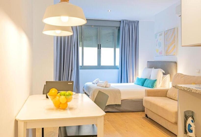 استودیوی استاندارد, Feelathome Merced Apartments