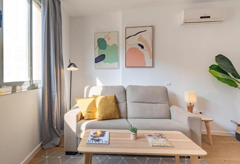 آپارتمان دوبلکس 1 خوابه, Feelathome Merced Apartments