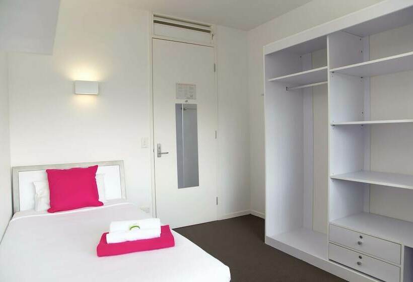 Апартаменты 5 спален, Griffith University Village
