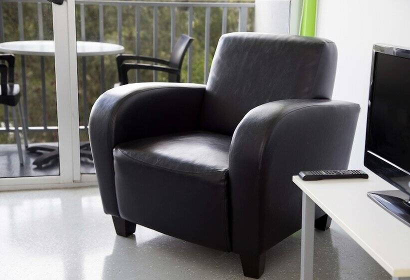 Апартаменты 5 спален, Griffith University Village