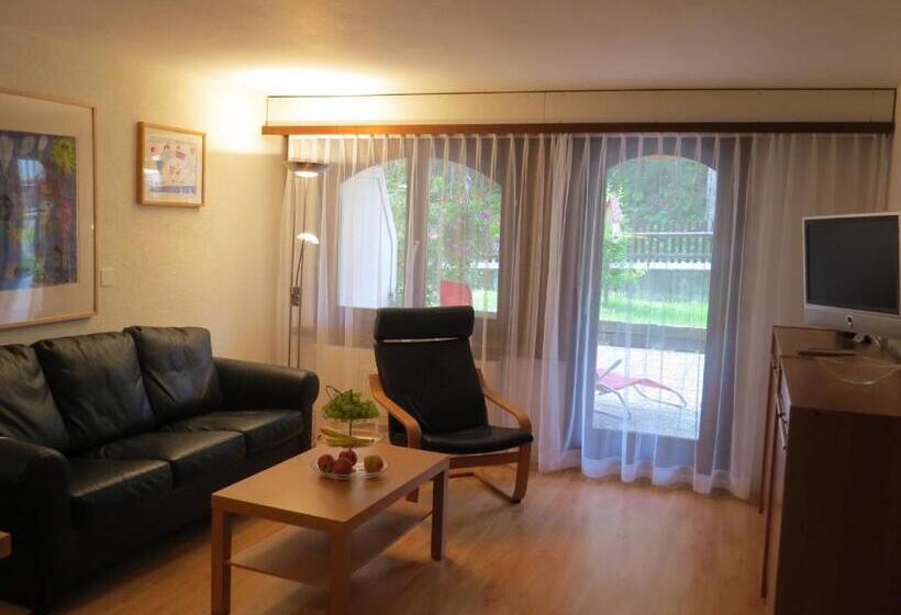 דירה בת חדר שינה 1 עם מרפסת, Hof Arosa