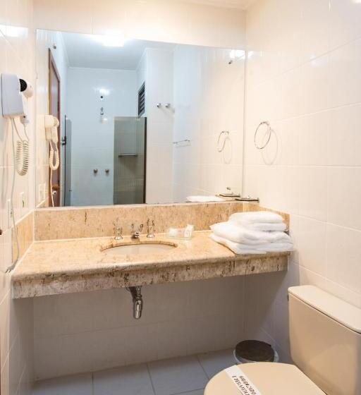 豪华房间, Carlton Plaza