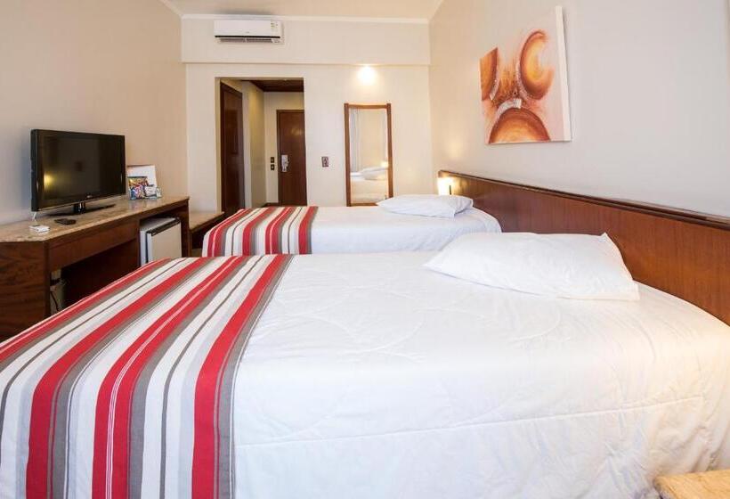 豪华房间, Carlton Plaza