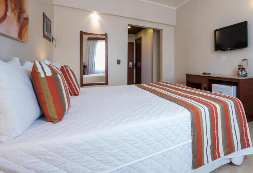 豪华房间, Carlton Plaza