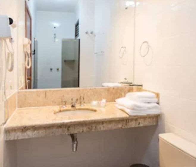 豪华房间, Carlton Plaza