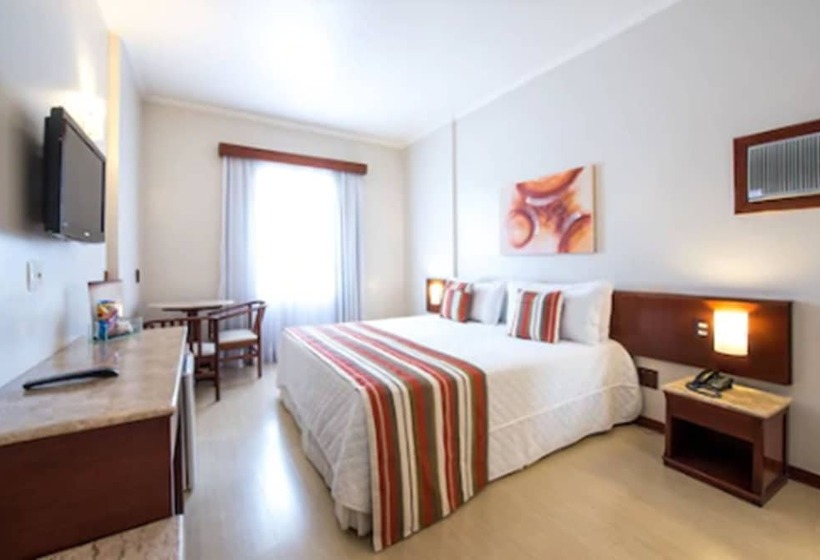 豪华房间, Carlton Plaza