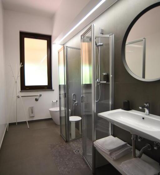 חדר סטנדרט לארבעה, Feudogrande Bio Relais