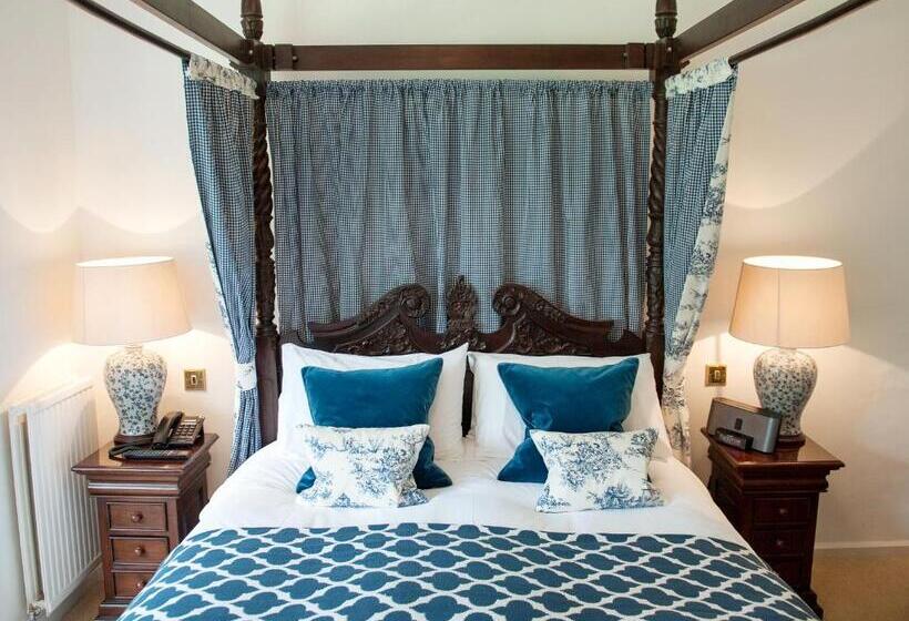 小型套房, Findon Manor