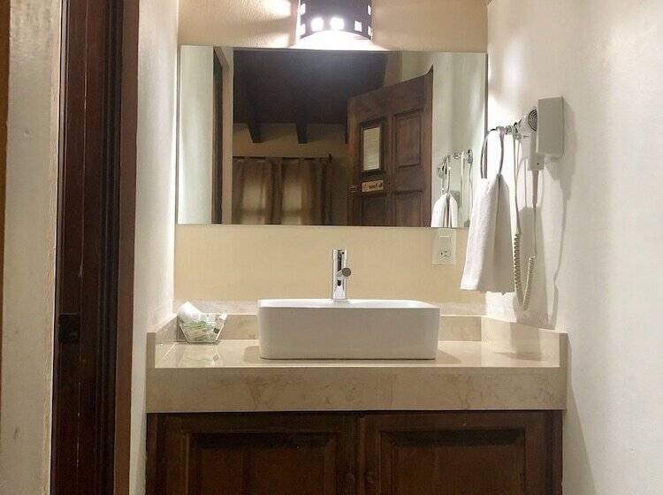 スタンダードルーム, La Casa Del Laurel