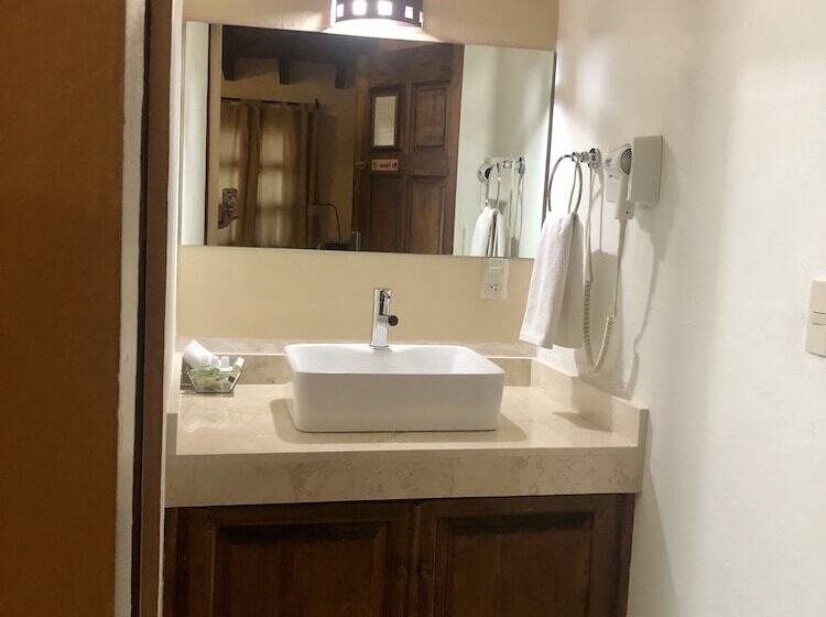 スタンダードルーム, La Casa Del Laurel