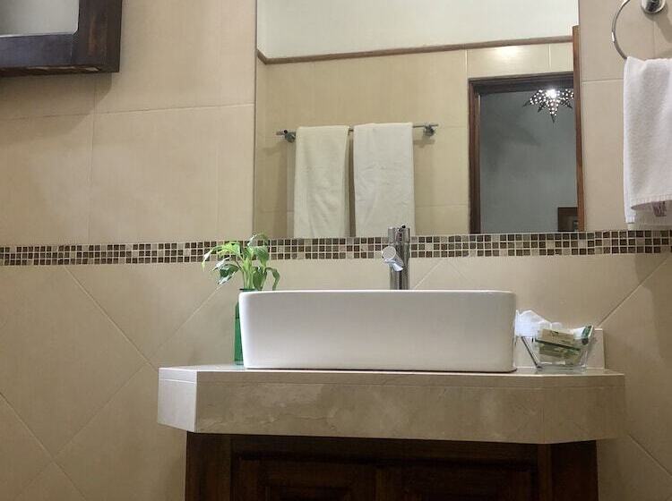 スタンダードルーム, La Casa Del Laurel