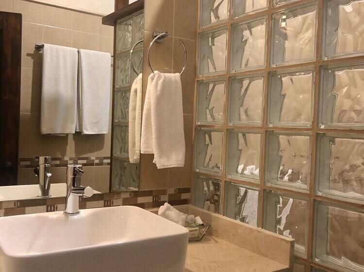 スタンダードトリプルルーム, La Casa Del Laurel