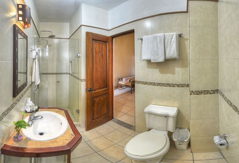 スタンダードトリプルルーム, La Casa Del Laurel