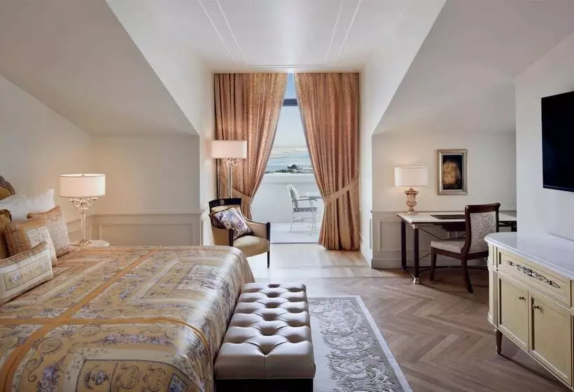 سوییت خانوادگی, Palazzo Versace Dubai